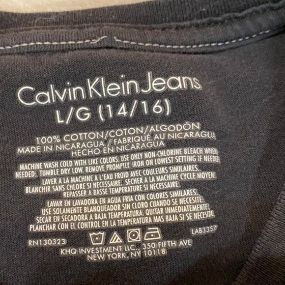 Calvin Klein V-Neck T-Shirt - Picture 2 of 4